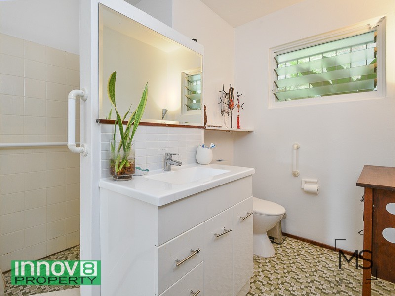 2/40 Toorak Road, Hamilton QLD 4007