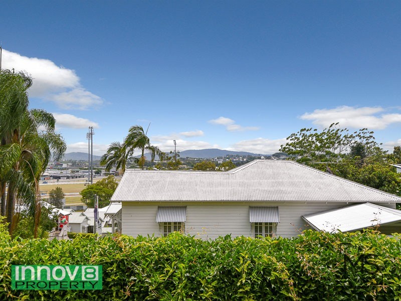 2/40 Toorak Road, Hamilton QLD 4007