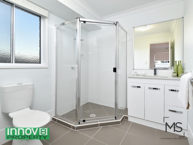 9 Homeland Crescent, Warner QLD 4500