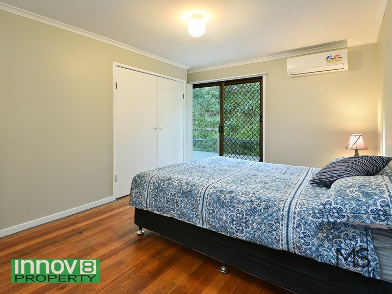 21 Buranda Road, Clear Mountain QLD 4500