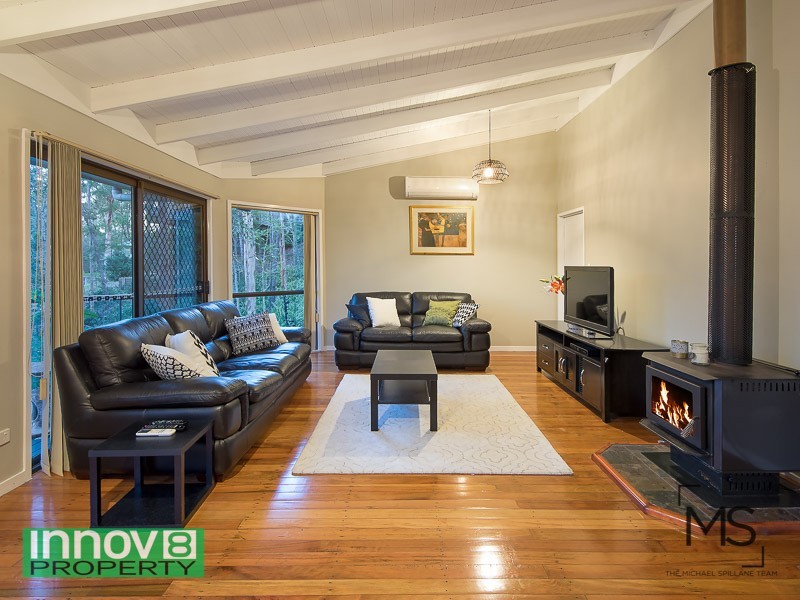 21 Buranda Road, Clear Mountain QLD 4500