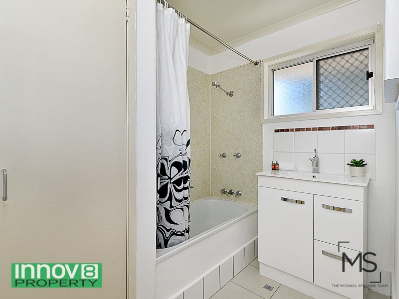 8 Gould Street, Lawnton QLD 4501