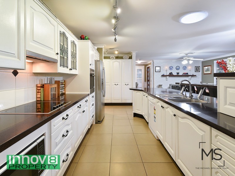 6 Bracken Court, Cashmere QLD 4500