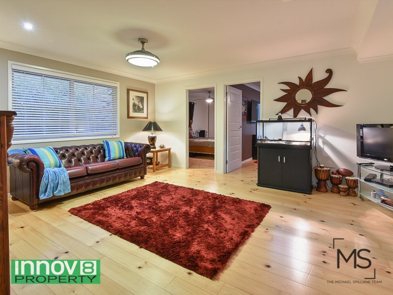 6 Bracken Court, Cashmere QLD 4500