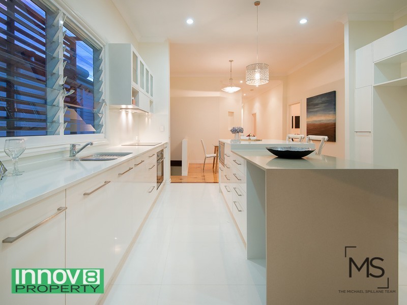 31 Lincoln Street, Wilston QLD 4051