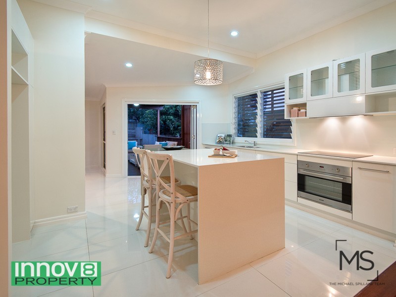 31 Lincoln Street, Wilston QLD 4051