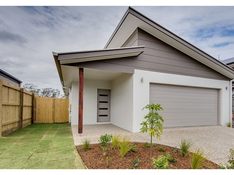 19 Meadows Circuit, Bellbird Park QLD 4300