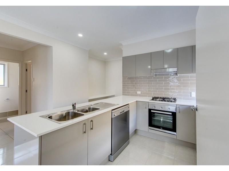 19 Meadows Circuit, Bellbird Park QLD 4300