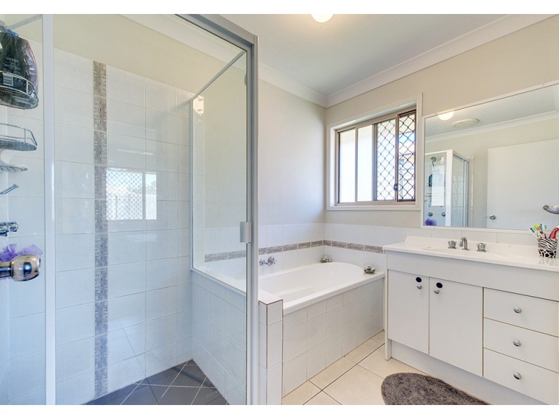 5 Bloom Way, Goodna QLD 4300