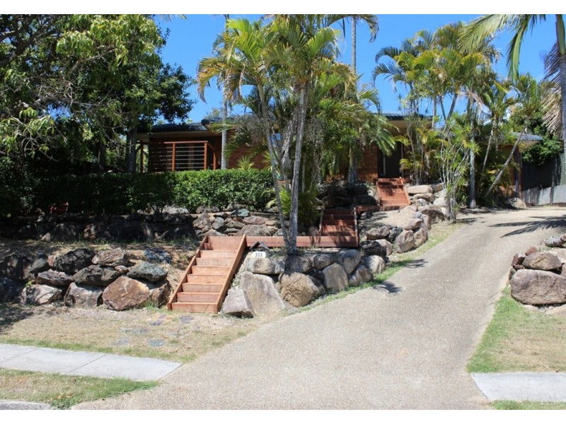 303 Horizon Drive, Westlake QLD 4074