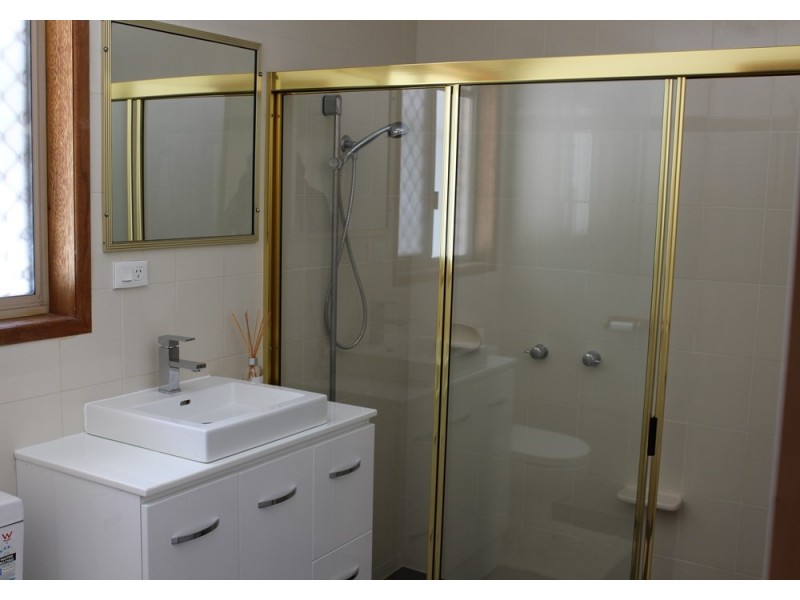 303 Horizon Drive, Westlake QLD 4074