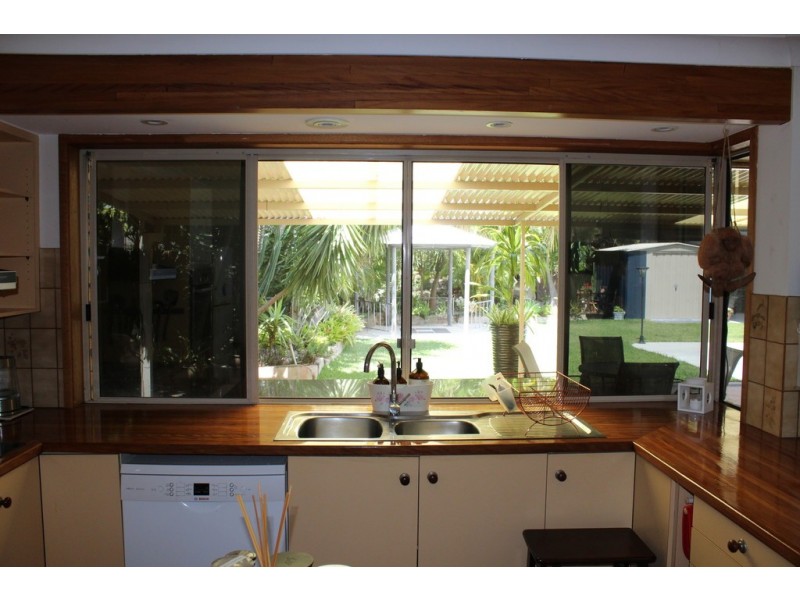 303 Horizon Drive, Westlake QLD 4074