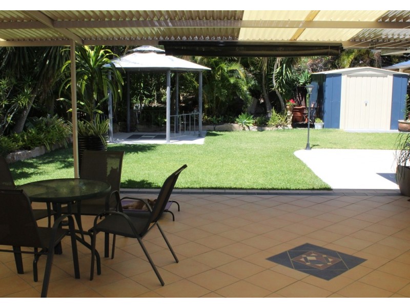 303 Horizon Drive, Westlake QLD 4074