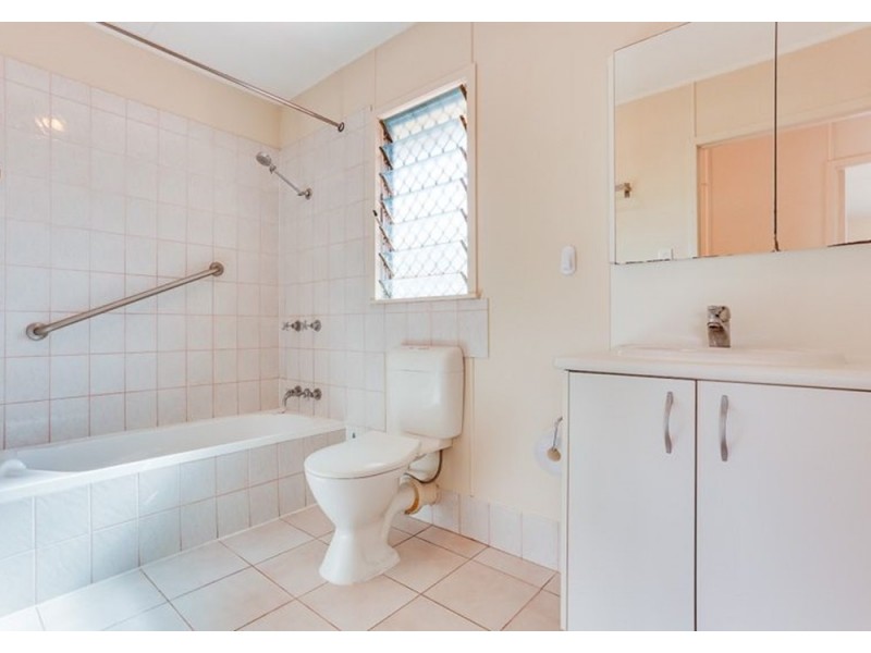5 Stanley Street, Goodna QLD 4300