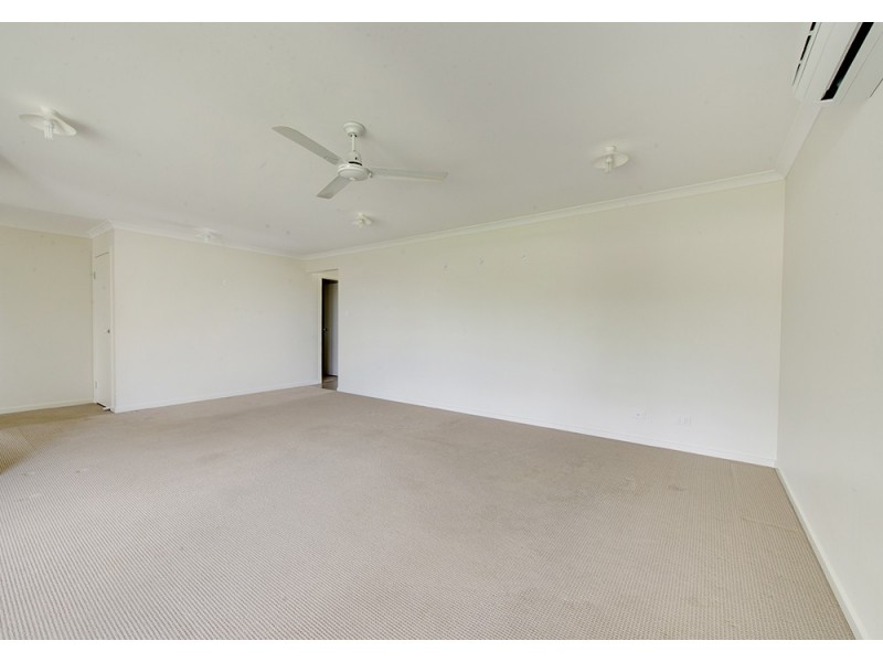 16 Pleasant Drive, Redbank Plains QLD 4301