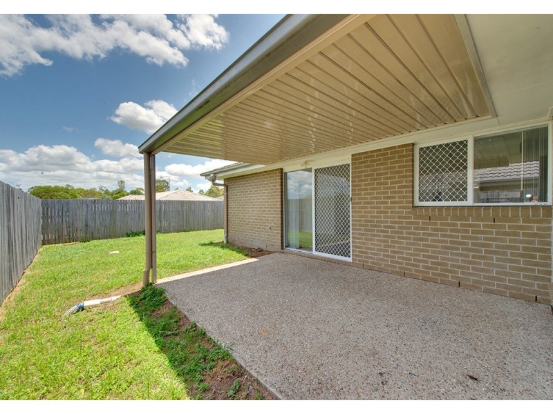 16 Pleasant Drive, Redbank Plains QLD 4301