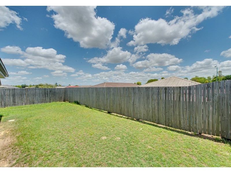 16 Pleasant Drive, Redbank Plains QLD 4301