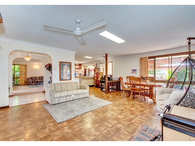 45 Blenheim Crs, Yamanto QLD 4305