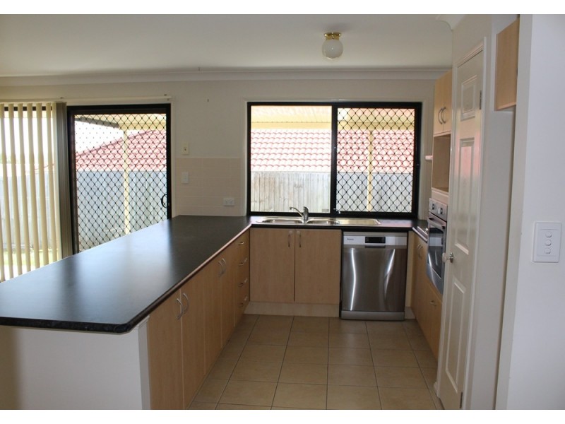 1 Wagtail Place, Bellbird Park QLD 4300