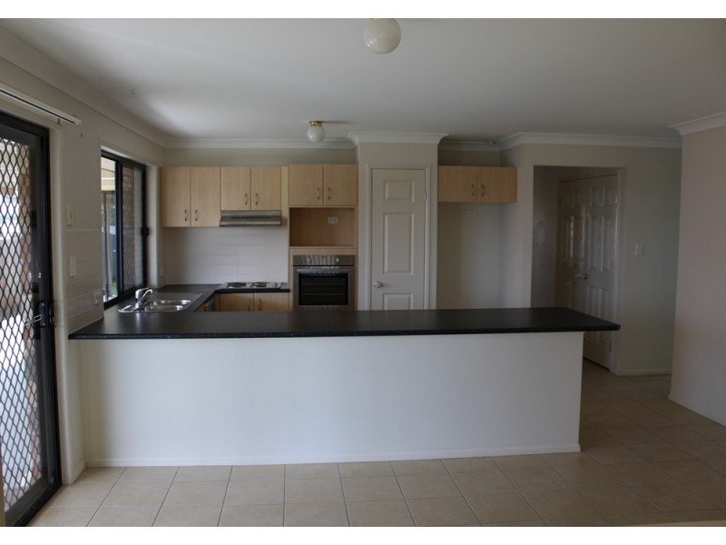 1 Wagtail Place, Bellbird Park QLD 4300