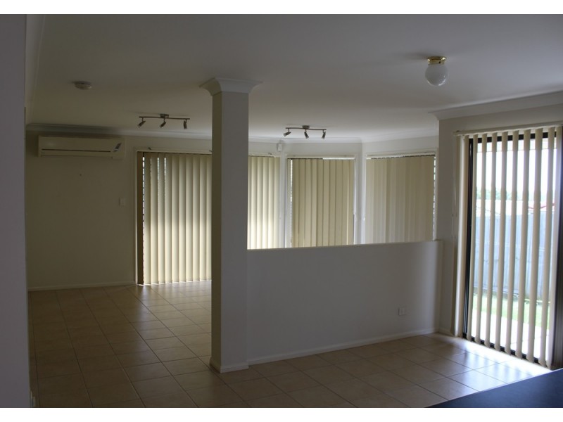 1 Wagtail Place, Bellbird Park QLD 4300
