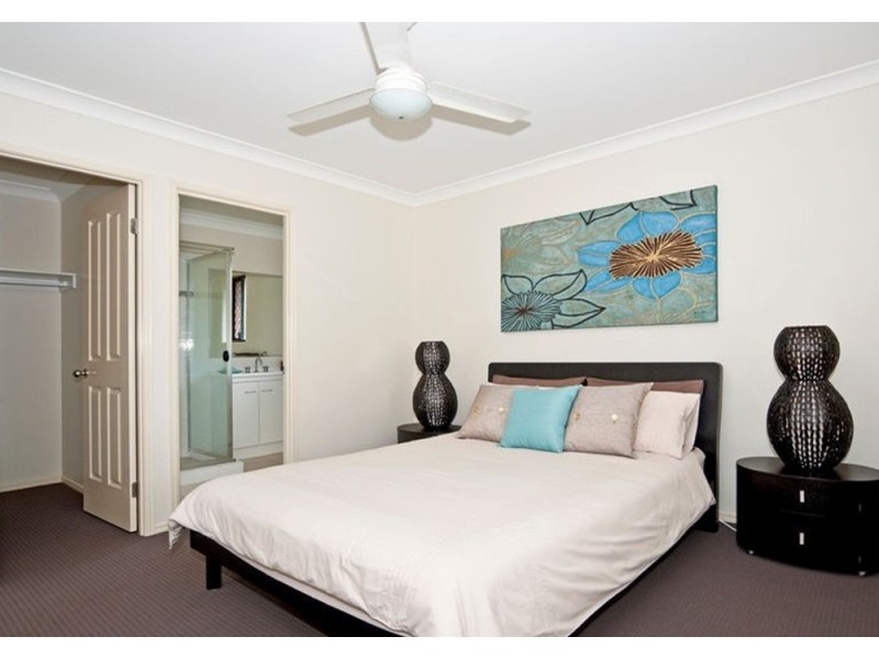 63 McKerrow Crescent, Goodna QLD 4300