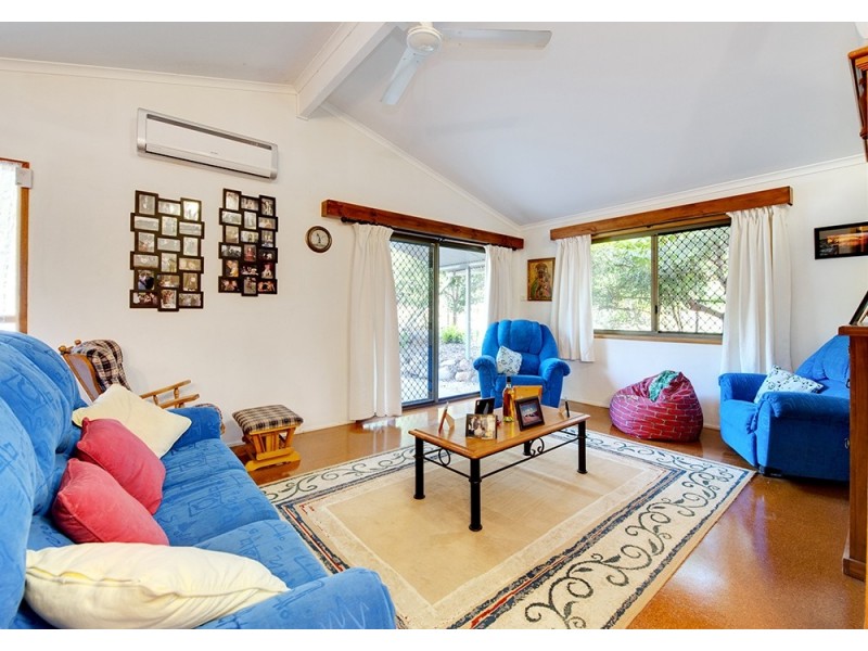 42 Katandra Crs, Bellbird Park QLD 4300