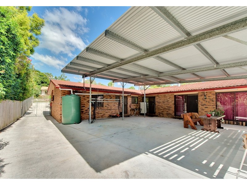 42 Katandra Crs, Bellbird Park QLD 4300