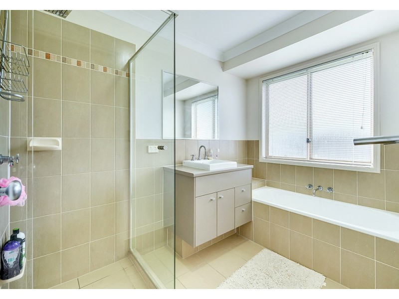 24 Harold Reinhardt Dr, Redbank Plains QLD 4301