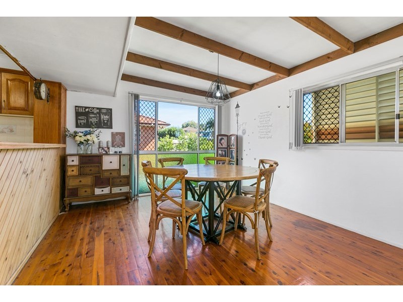 8 Peringa Street, Coopers Plains QLD 4108