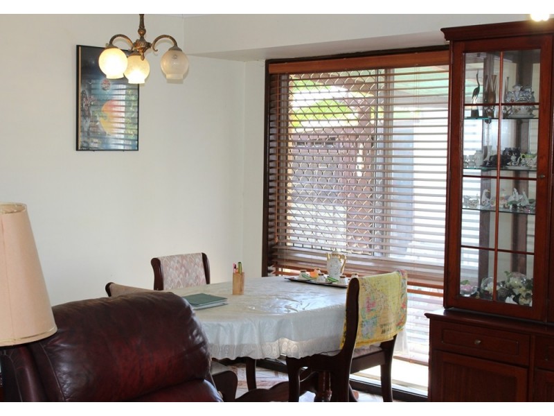 122 Johnston Street, Bellbird Park QLD 4300