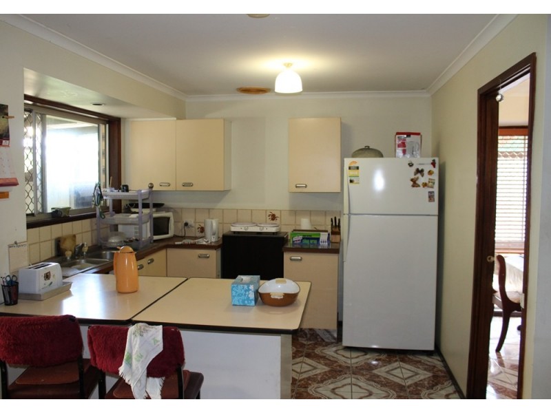 122 Johnston Street, Bellbird Park QLD 4300