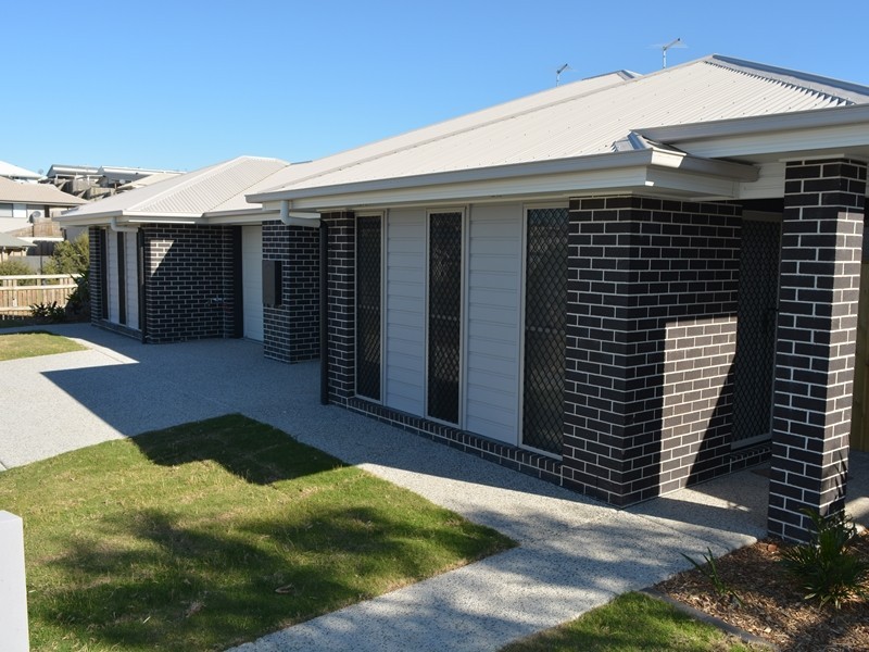 1/4 Serene Crescent, Springfield Lakes QLD 4300