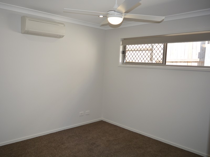 1/4 Serene Crescent, Springfield Lakes QLD 4300