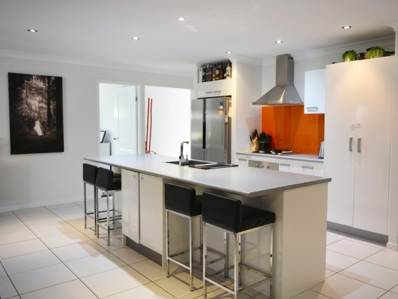 16 Walden Street, Redbank Plains QLD 4301