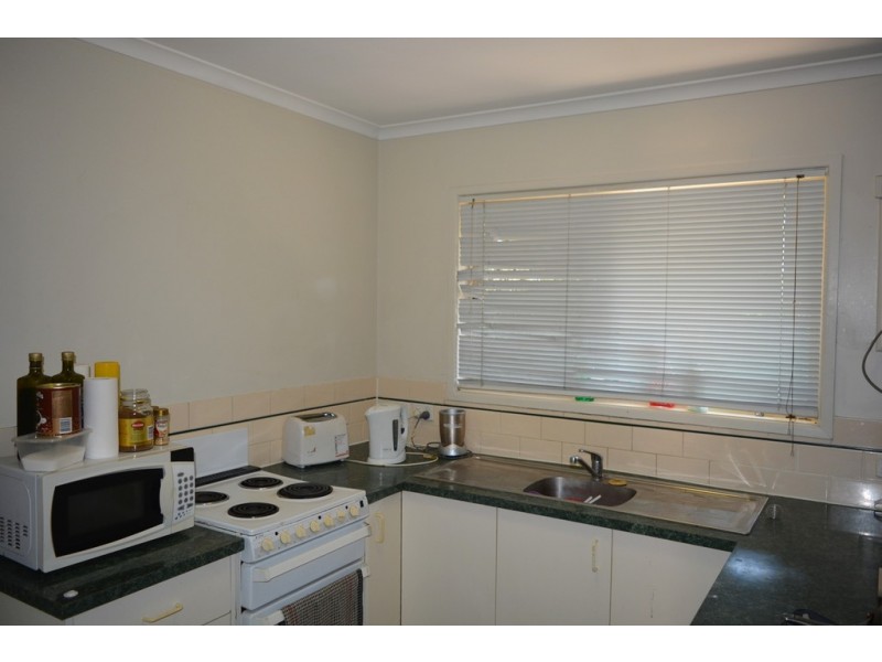 4/1 Rosegum Place, Redbank Plains QLD 4301