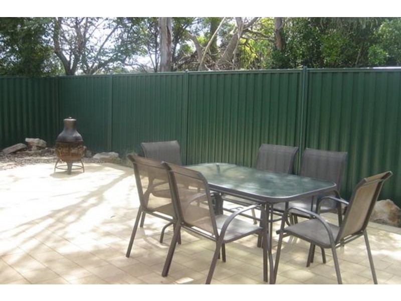 4/1 Rosegum Place, Redbank Plains QLD 4301