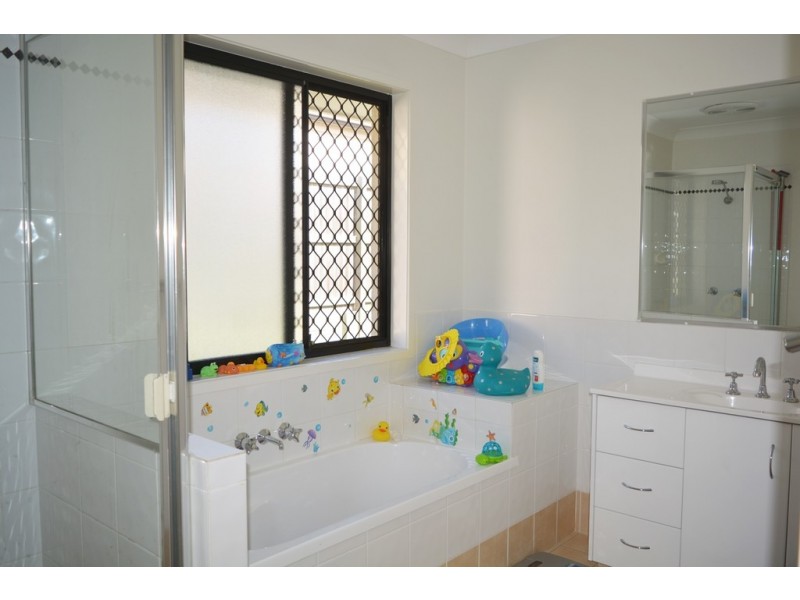 9 Polzin Drive, Goodna QLD 4300