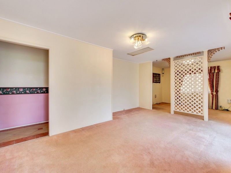 15 Eagle Street, Goodna QLD 4300