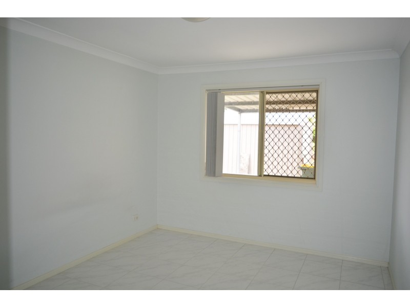 7 Gleneagles Crescent, Oxley QLD 4075