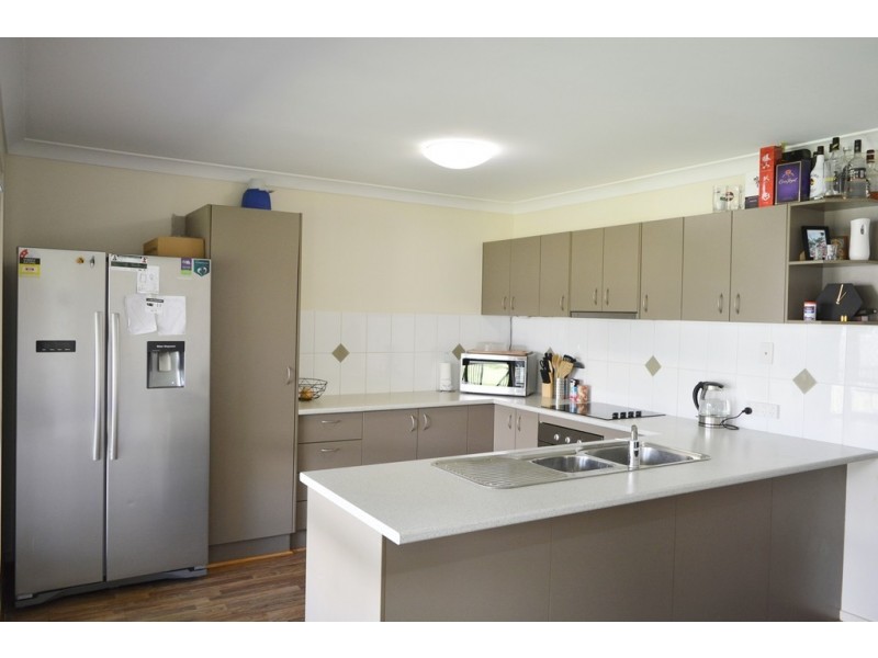 102 Ingles Drive, Redbank Plains QLD 4301