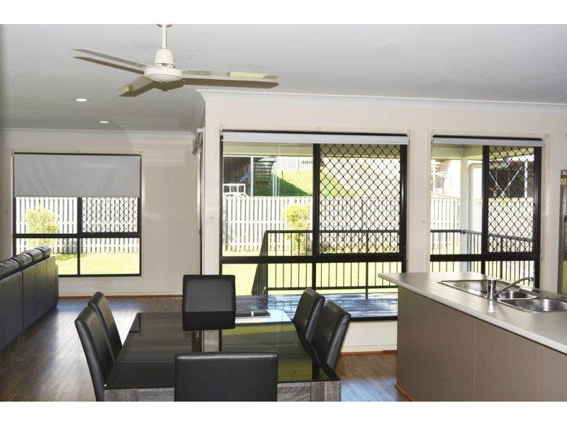 102 Ingles Drive, Redbank Plains QLD 4301