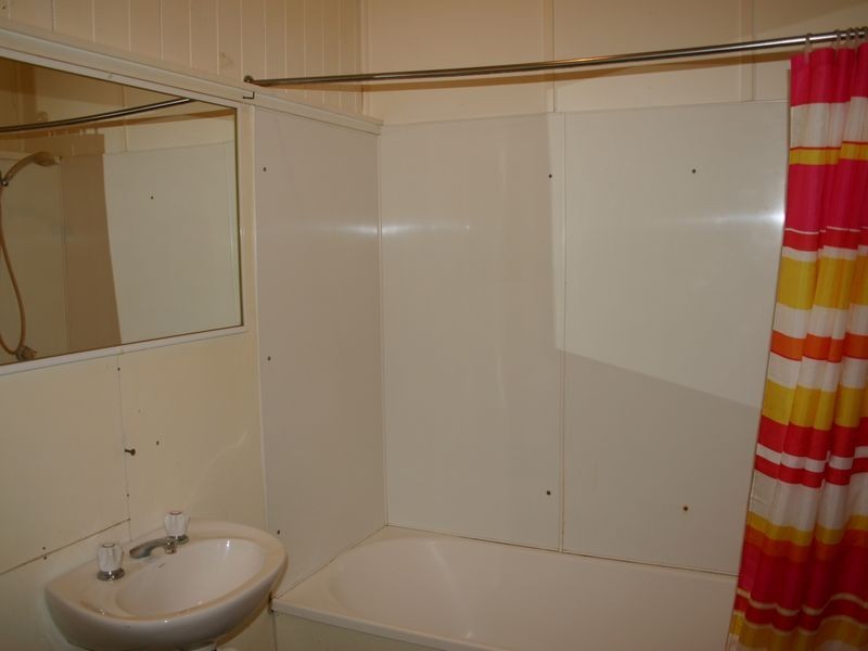 2/56 Alice Street, Goodna QLD 4300