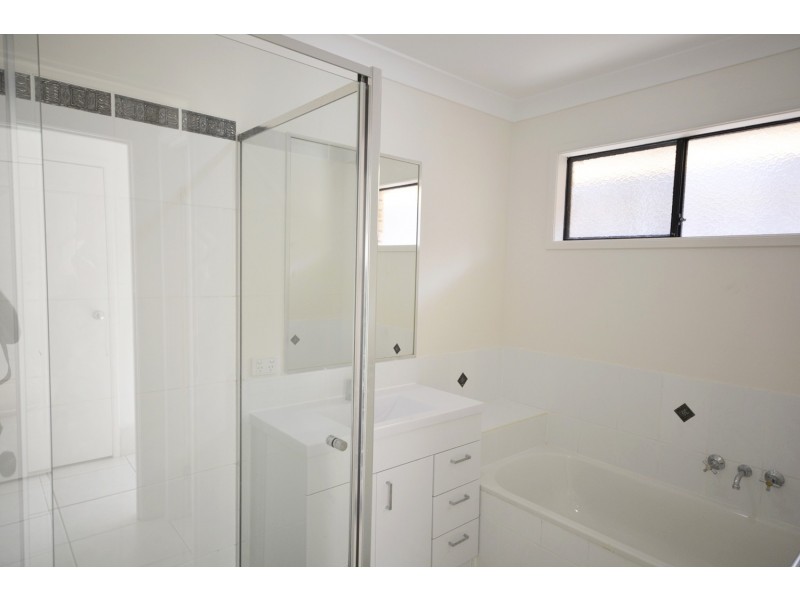 42 Bassili Drive, Collingwood Park QLD 4301