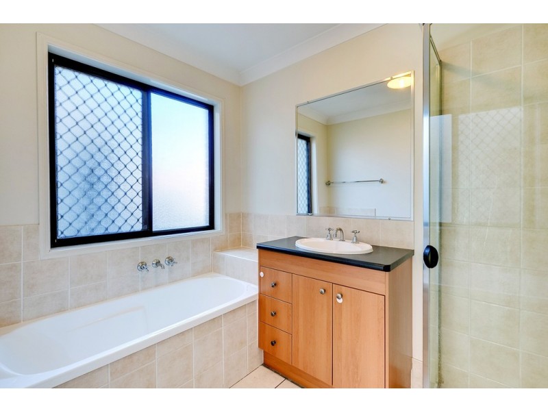 23 Sutherland Crescent, Goodna QLD 4300