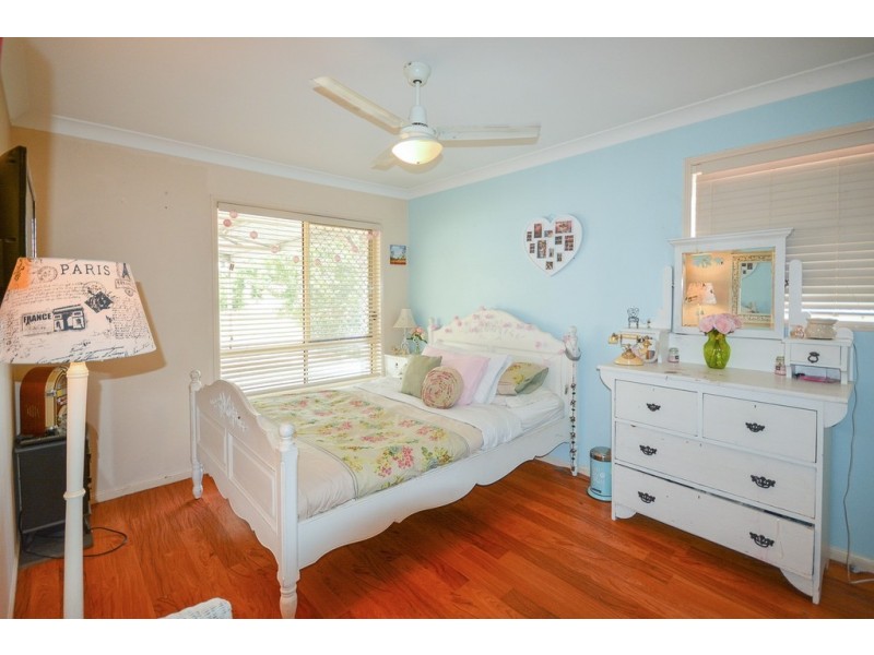 4 Greta Court, Camira QLD 4300