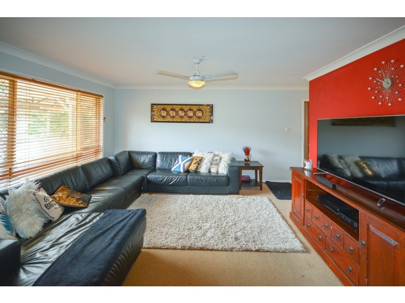 4 Greta Court, Camira QLD 4300