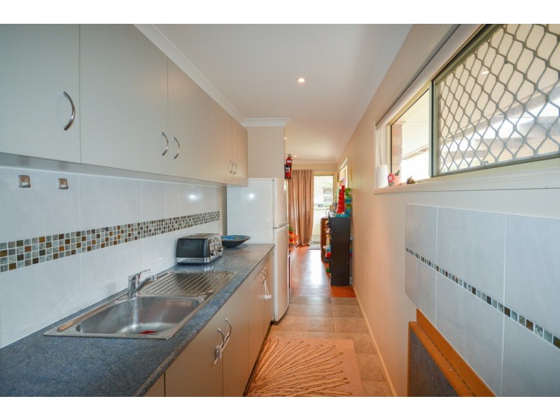 4 Greta Court, Camira QLD 4300