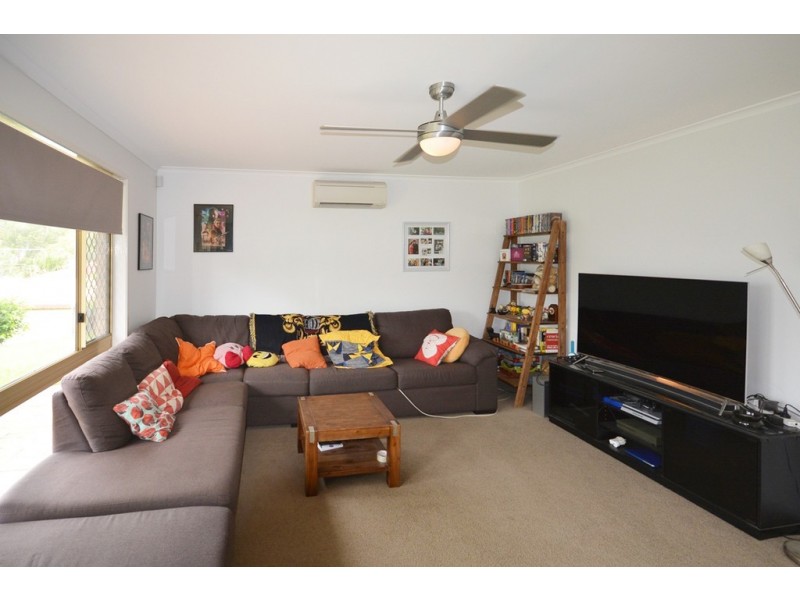 4 King Court, Collingwood Park QLD 4301