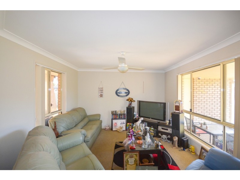 47 Rockman Drive, Raceview QLD 4305